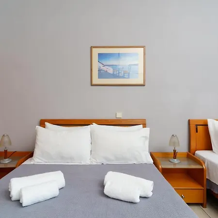 Hotel Stefania Amarynthos
