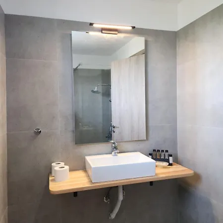 Stefania Hotel Amarynthos