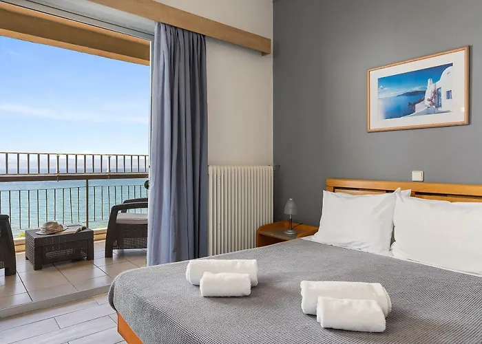 Hotel Stefania Amarynthos